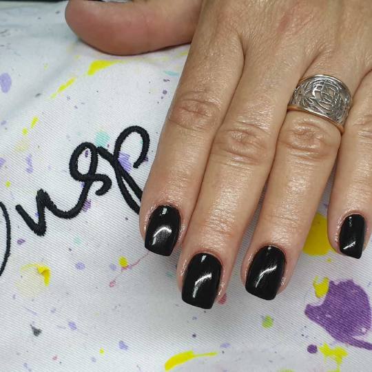 Tina B #beograd Izlivanje noktiju Izlivanje noktiju gelom