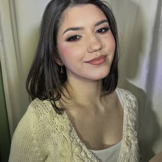Artist Alex Studio #nis Make-up / šminkanje Profesionalno šminkanje + veštačke trepavice