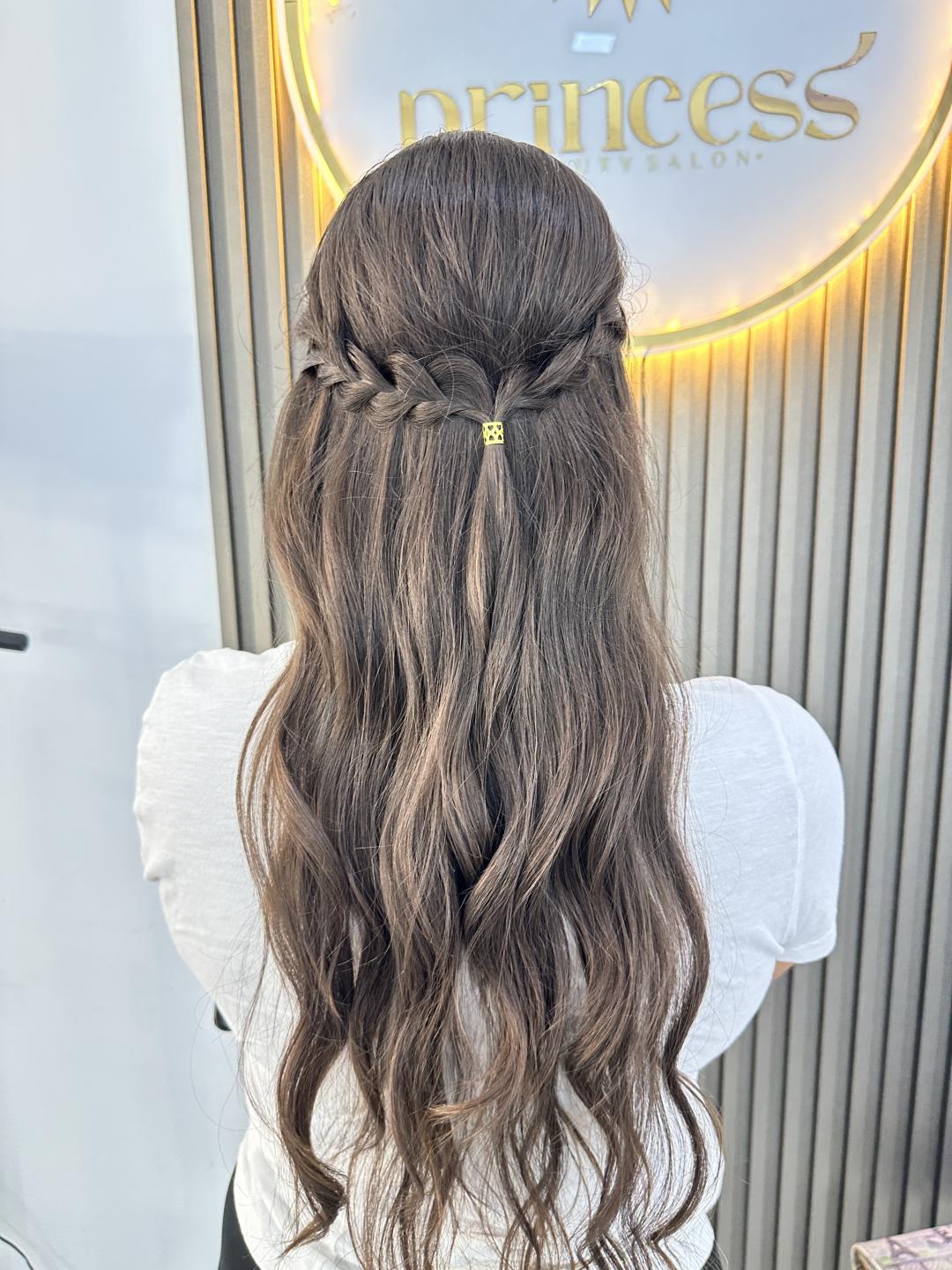Rajf pletenica - po komadu - Princess beauty salon, Niš Pletenice, kike, punđe Frizerski saloni i frizeri Pletenice, kike, punđe, Niš, Medijana