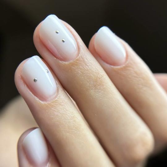 Touch Aesthetic&Medical care #beograd Manikir Manikir + ojačavanje noktiju gelom Rad majstora Jane
