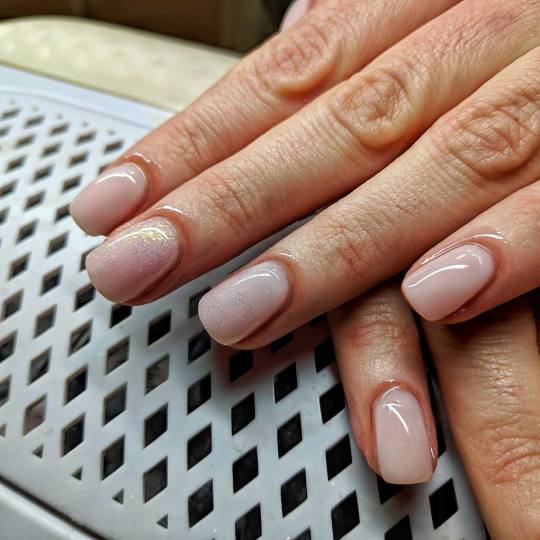 Beauty of Quince #beograd Manikir Estetski manikir + gel lak