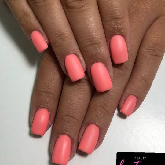 Beauty by Tamara #beograd Korekcija noktiju Korekcija noktiju - M dužina