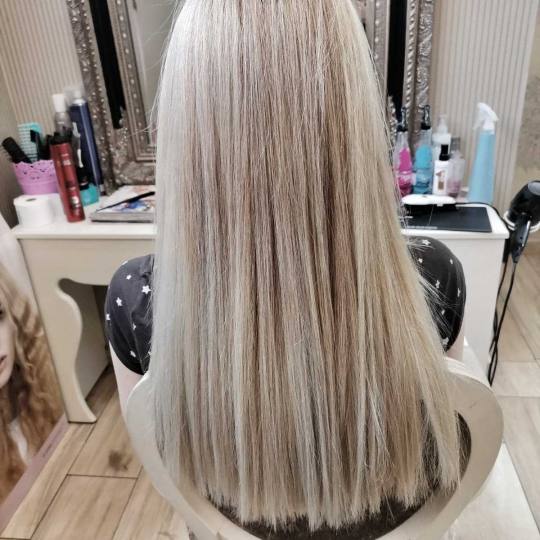 Bibi beauty centar #beograd Pramenovi Pramenovi na foliju u 1 / 2 boje / blanšem + olaplex+ preliv 