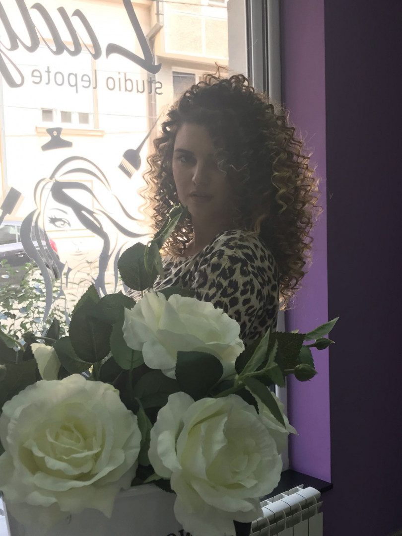 Studio Lady #beograd Uvijanje, lokne i talasi