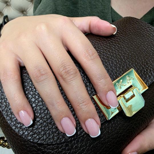 Gospođica Draga #novisad Manikir Francuski manikir