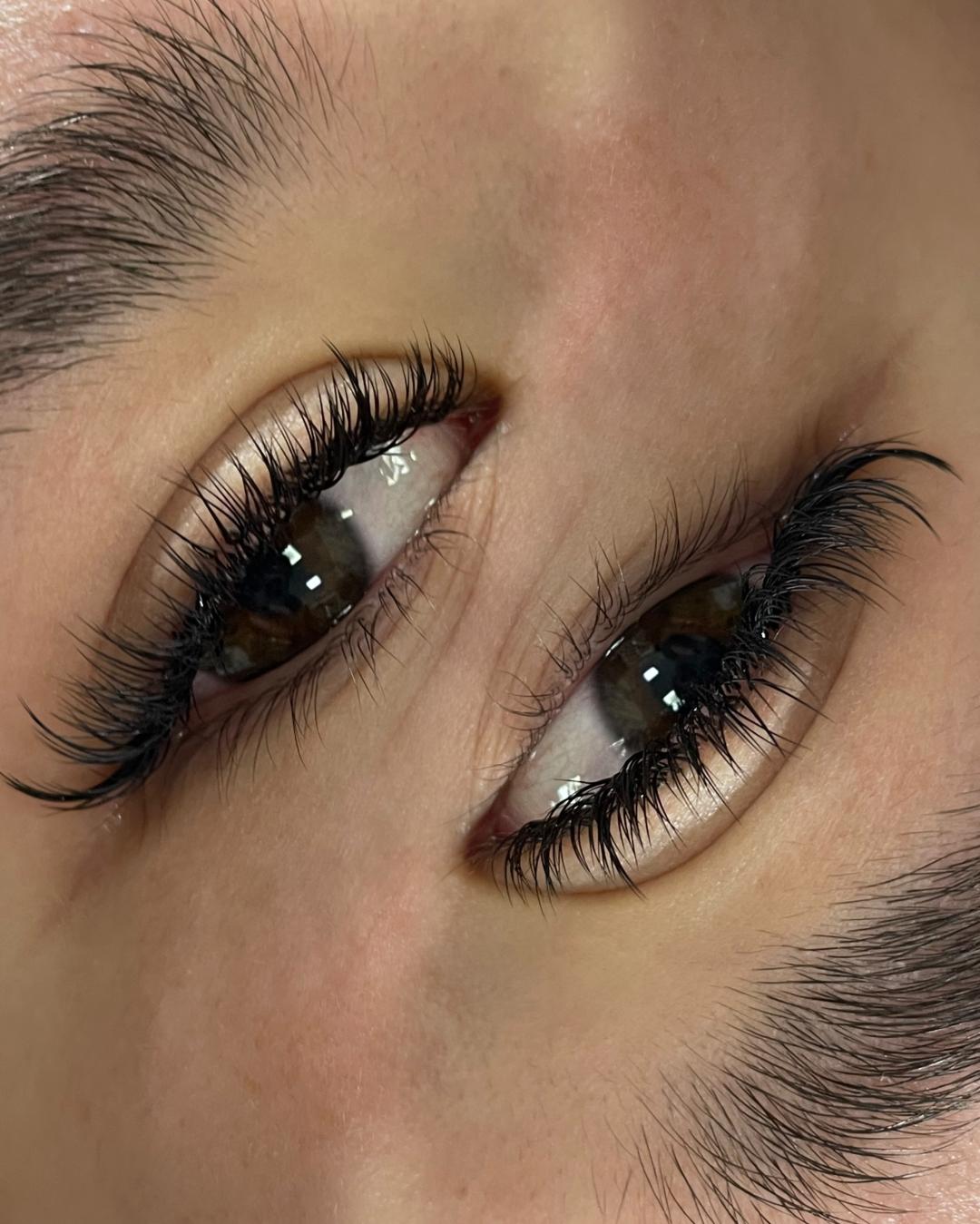 Nadogradnja svilenih trepavica - 2D - Mask, Beograd Nadogradnja trepavica Lice Nadogradnja trepavica, Beograd, Žarkovo, Cerak, Bele vode