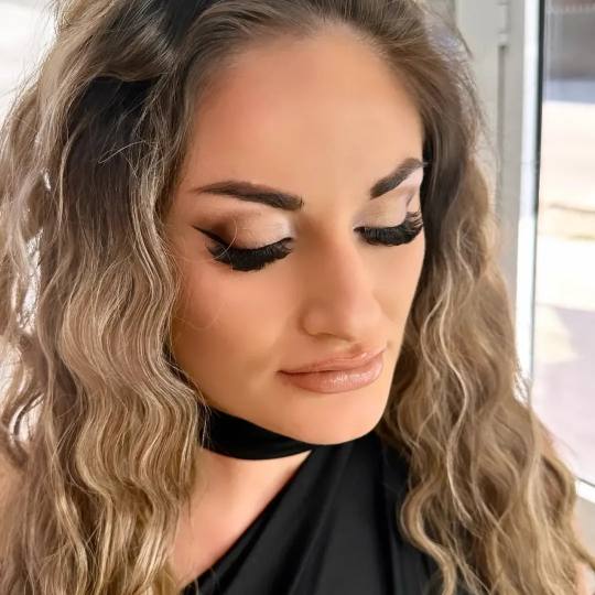 Lady NP #leskovac Make-up / šminkanje Profesionalno šminkanje #sminkazasvakupriliku