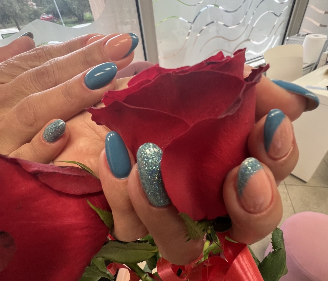 GlamurAna #beograd Gel lak Gel lak / rubber baza - ruke