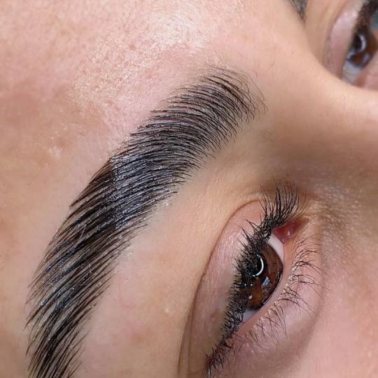Moon Beauty Bar #beograd Make-up / šminkanje AKCIJA Brow lift + farbanje + korekcija obrva