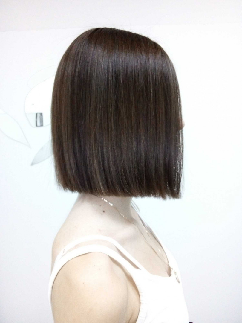 Hairrific #novisad Žensko šišanje Šišanje + feniranje na ravno - kosa srednje dužine / ekstra gusta kratka kosa