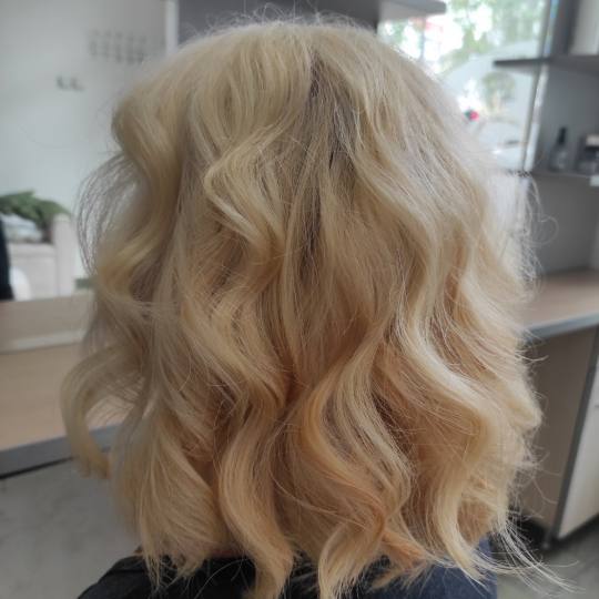 Topaz Beauty #beograd Feniranje i stilizovanje
