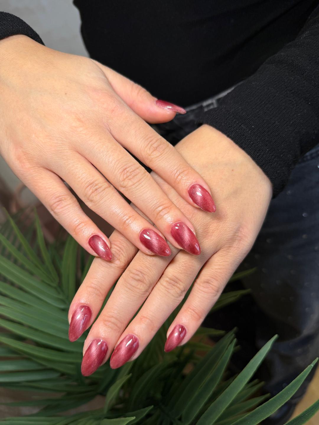 Beauty room Zvezdara #beograd Izlivanje noktiju Korekcija izlivanja noktiju gelom - M dužina