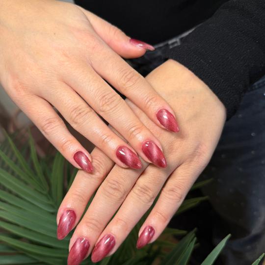 Beauty room Zvezdara #beograd Izlivanje noktiju Korekcija izlivanja noktiju gelom - M dužina