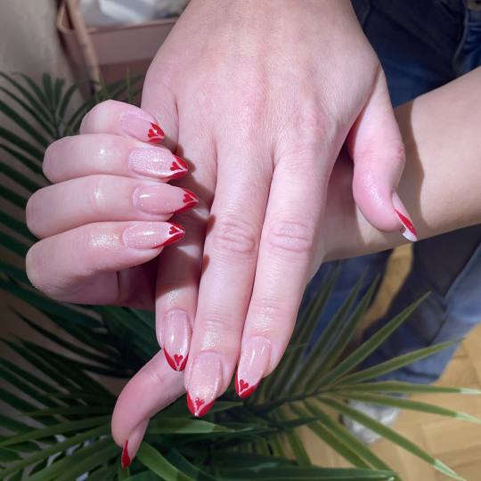 Beauty room Zvezdara #beograd Izlivanje noktiju Korekcija izlivanja noktiju gelom - M dužina