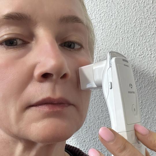 Beauty Lab Ženska Tajna #novisad Tretmani tela Aparatna dijagnostika stanja kože •Kompleks nega 