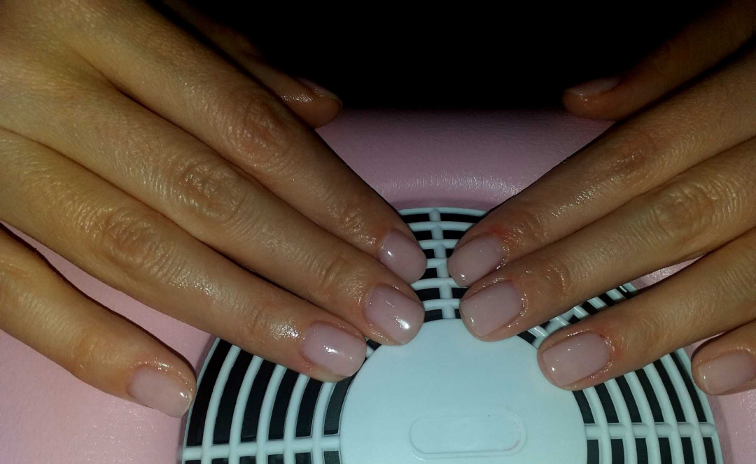 Cut & Color #beograd Manikir Manikir + gel lak