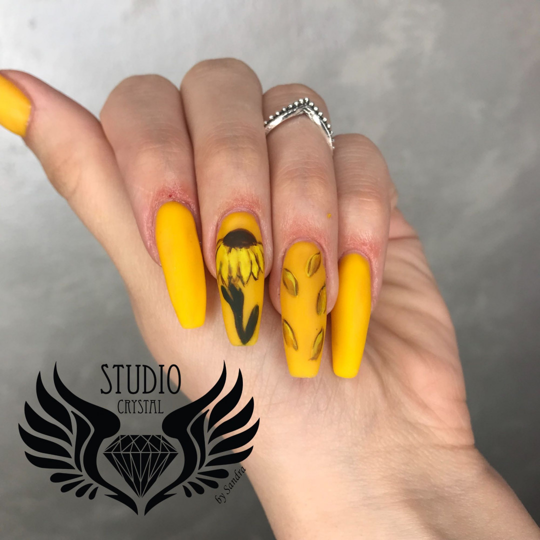Studio Crystal by Sandra #beograd Izlivanje noktiju