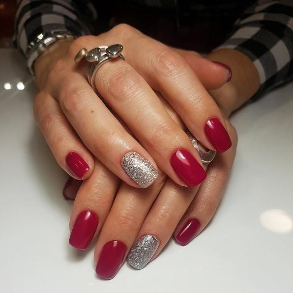 Nail office - TC BIG Rakovica #beograd Izlivanje noktiju Izlivanje noktiju gelom + boja - S dužina