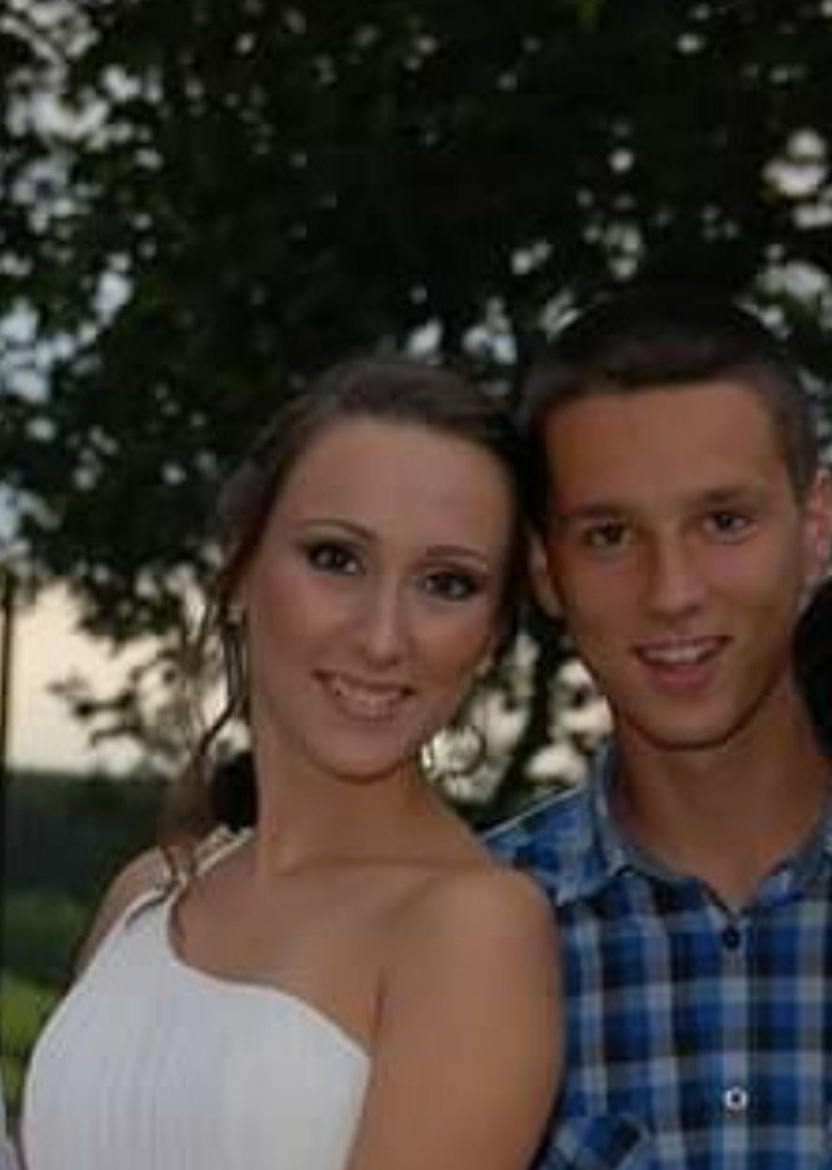 Albina Unisex Studio Lepote #temerin Make-up / šminkanje Profesionalno šminkanje + veštačke trepavice