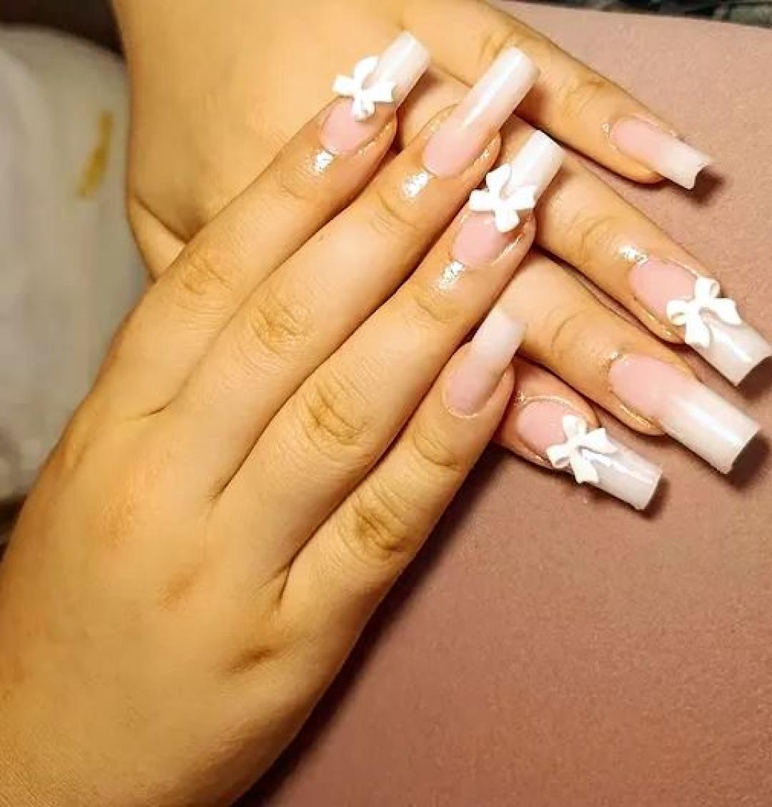 Magic #beograd Izlivanje noktiju Izlivanje noktiju gelom - L dužina