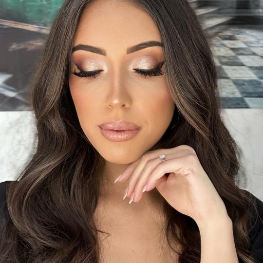 Gracia Make up #beograd Make-up / šminkanje Profesionalno šminkanje + veštačke trepavice