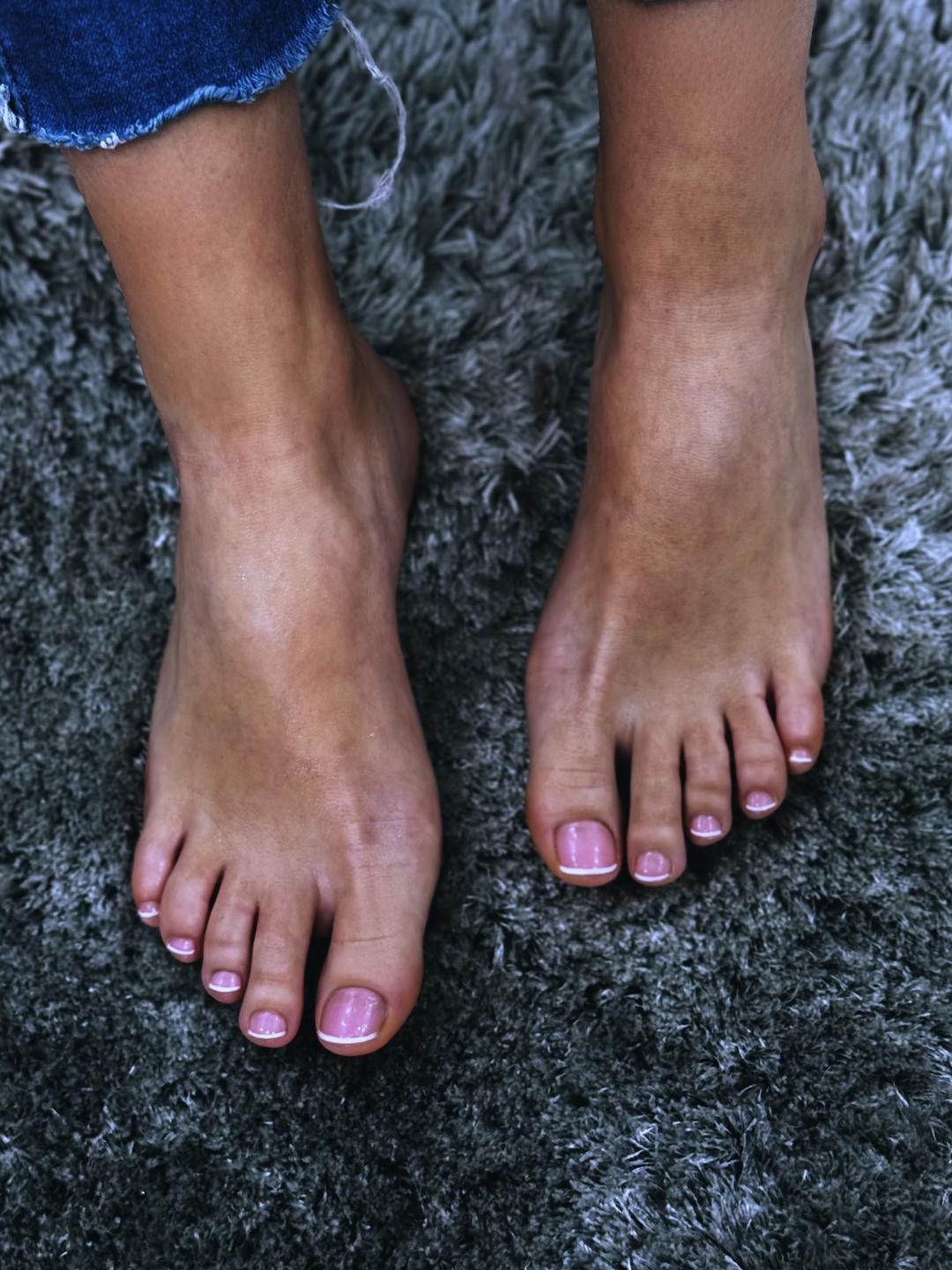 Estetski lux pedikir + gel lak nogu - Angiva Beauty, Beograd Estetski pedikir Nokti Estetski pedikir, Beograd, Konjarnik, Učiteljsko naselje
