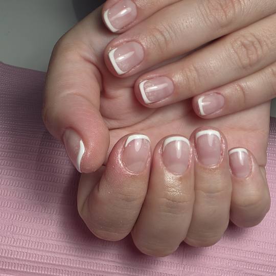 Starmedic #beograd Tretman lica Trajni french gelom + ruski manikir