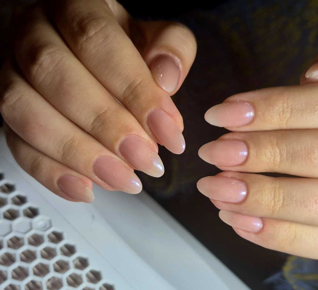 Krispy tattoo & nails #beograd Korekcija noktiju Korekcija noktiju - M dužina