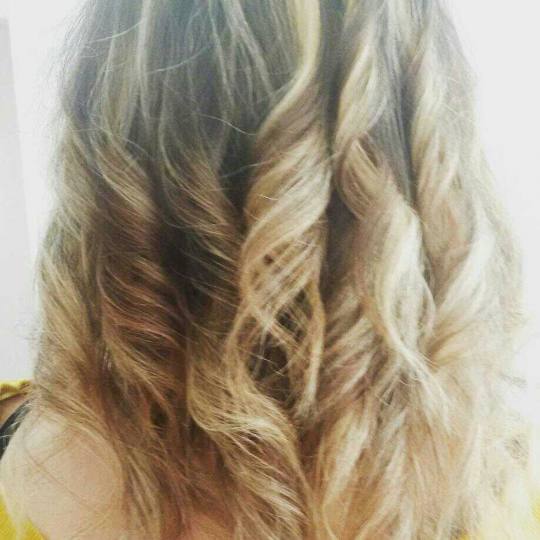 Valore #beograd Pramenovi ombre Pramenovi na foliju + Olaplex - kosa srednje dužine Kosa sa prameno