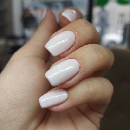 Topaz Beauty #beograd Izlivanje noktiju Ojacavanje gelom Izlivanje noktiju gelom - S dužina
