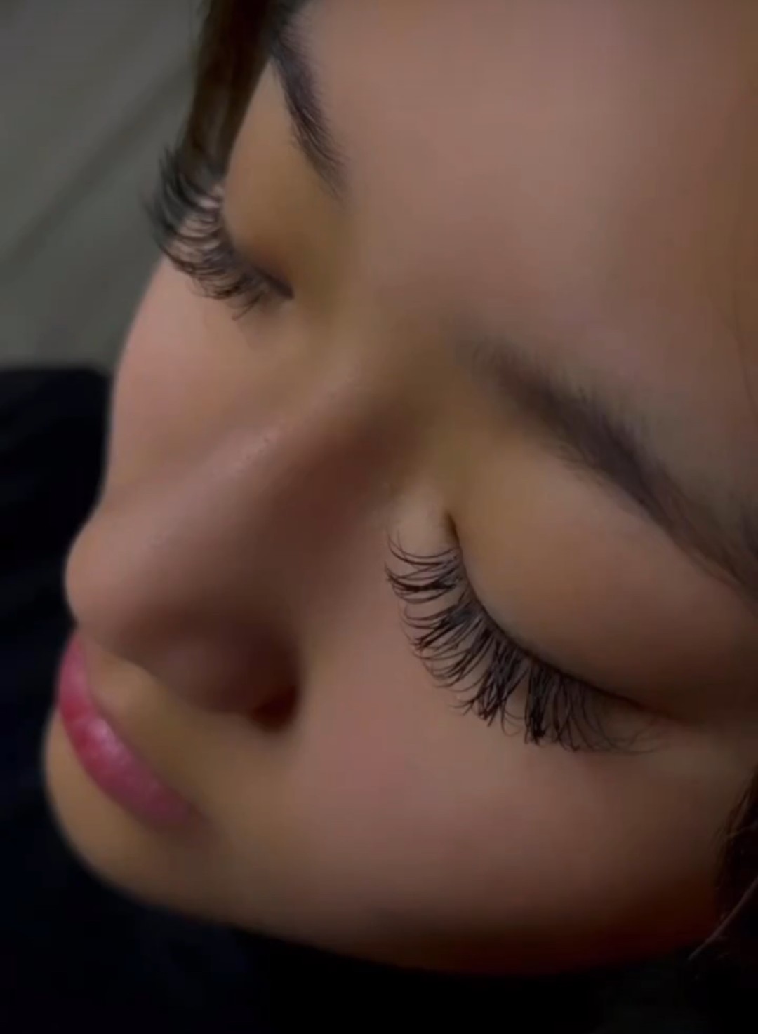 Mega Sun - Rakovica #beograd Nadogradnja trepavica Nadogradnja svilenih trepavica - 1 na 1