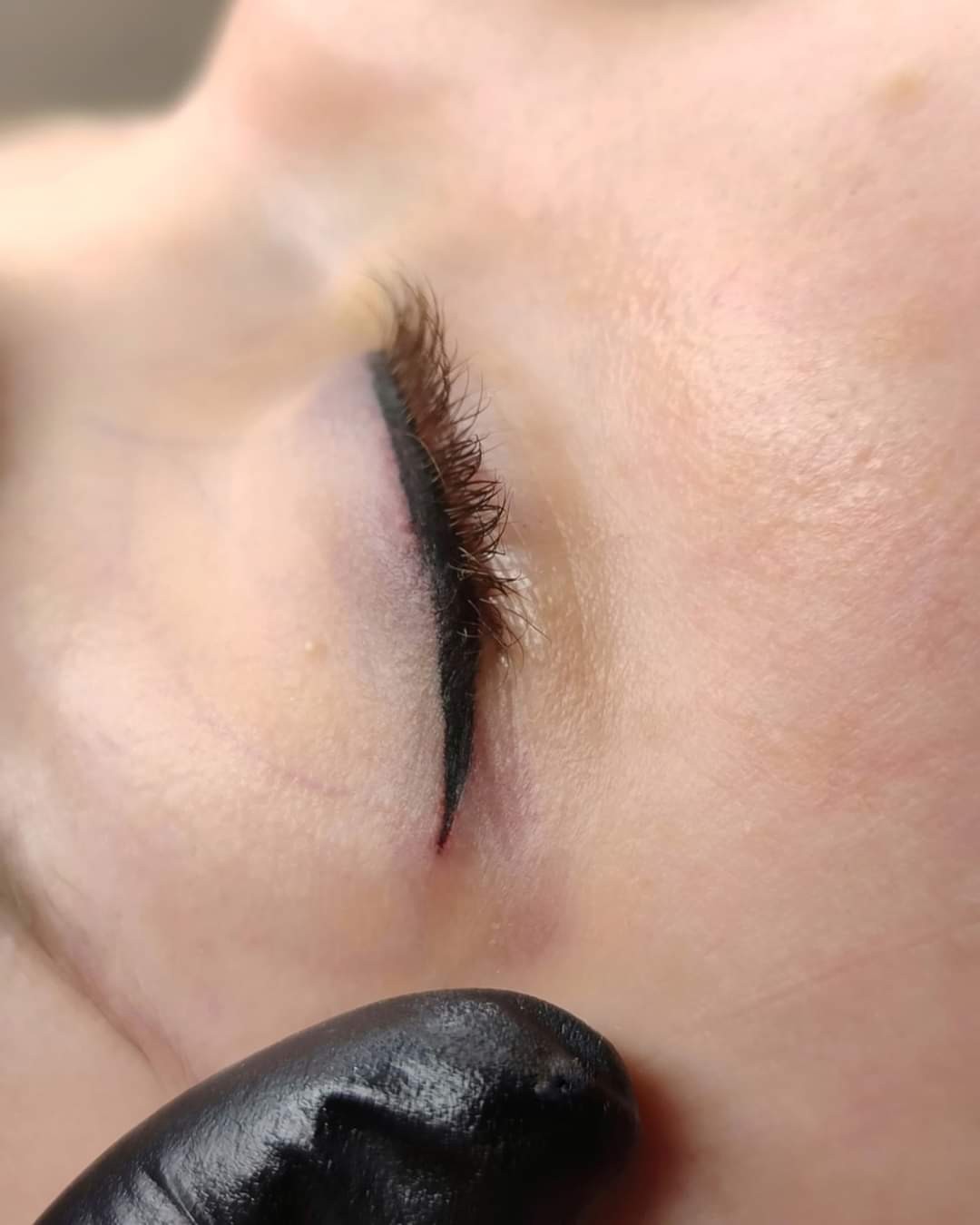 Angels #novisad Trajna šminka Trajna Sminka Eyeliner - po kvalitetu PhiAcademy