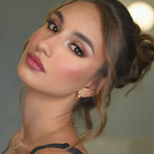 Ivana Vit #beograd Make-up / šminkanje Profesionalno šminkanje - glam šminka Soft Glam za svaku p