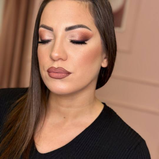 Atelier Beauty Bar #nis Make-up / šminkanje Sminka sa trepavicama
