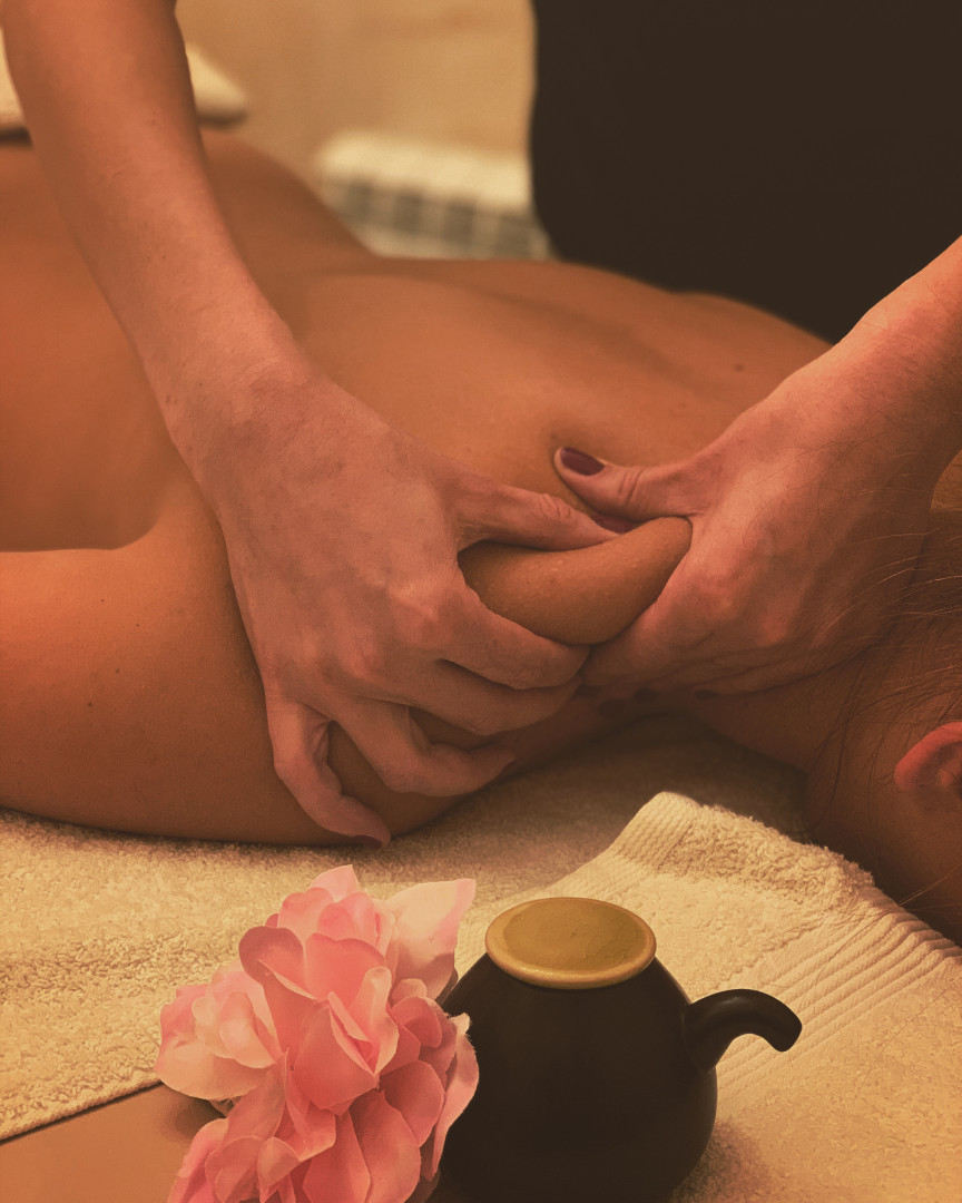 Ad Astra Spa & Epil House #beograd Masaža leđa