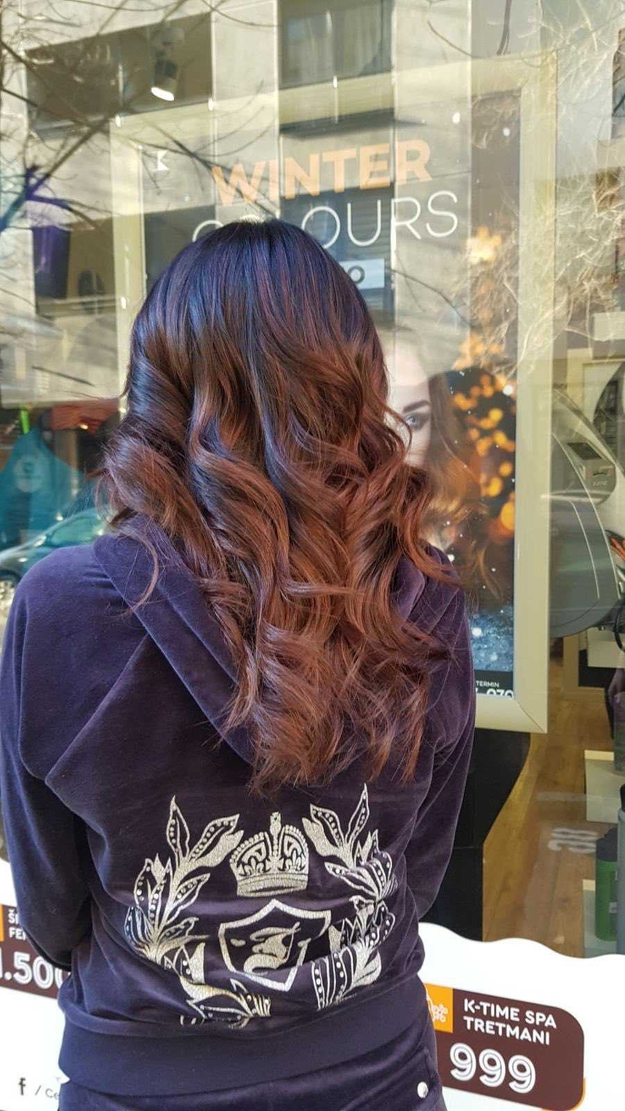 Bibbis Hair studio & Barber #beograd Feniranje i stilizovanje Feniranje na lokne - duga kosa