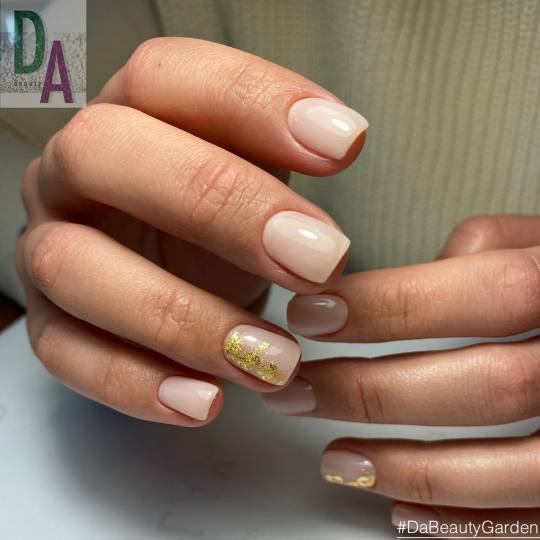 DA Beauty Garden #beograd Ruski manikir + Gellak + Dizajn noktiju