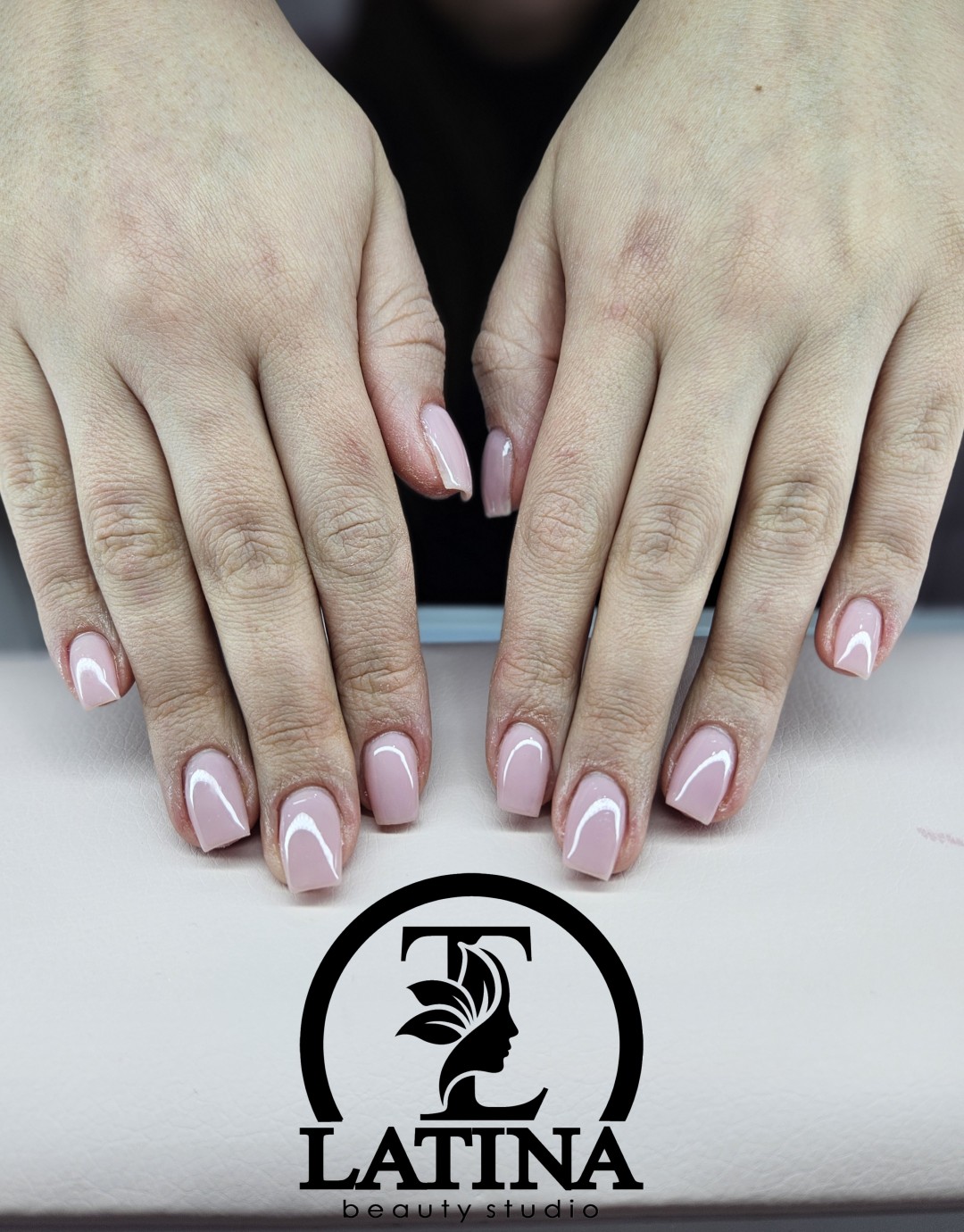 Latina beauty studio #beograd Ojačavanje noktiju Ojačavanje noktiju rubber bazom