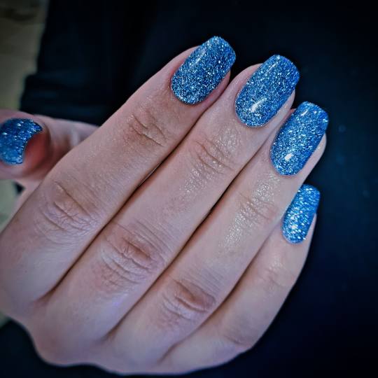 Elite Queens #beograd Izlivanje noktiju Korekcija noktiju gelom + manikir - M dužina noktiju