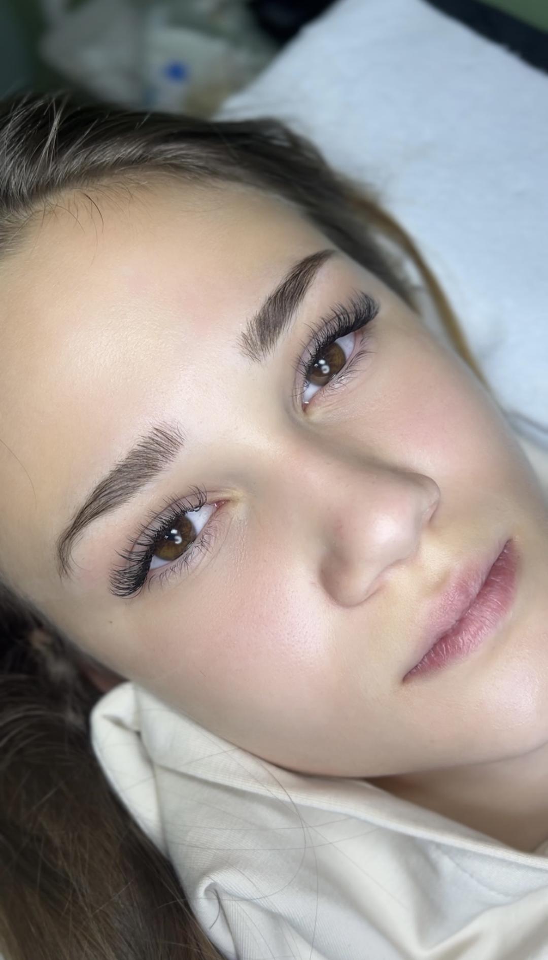 Artist Alex Studio #nis Nadogradnja trepavica Nadogradnja svilenih trepavica - 1 na 1