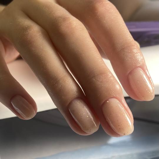 Touch Aesthetic&Medical care #beograd Manikir Manikir + ojačavanje noktiju gelom - majstor