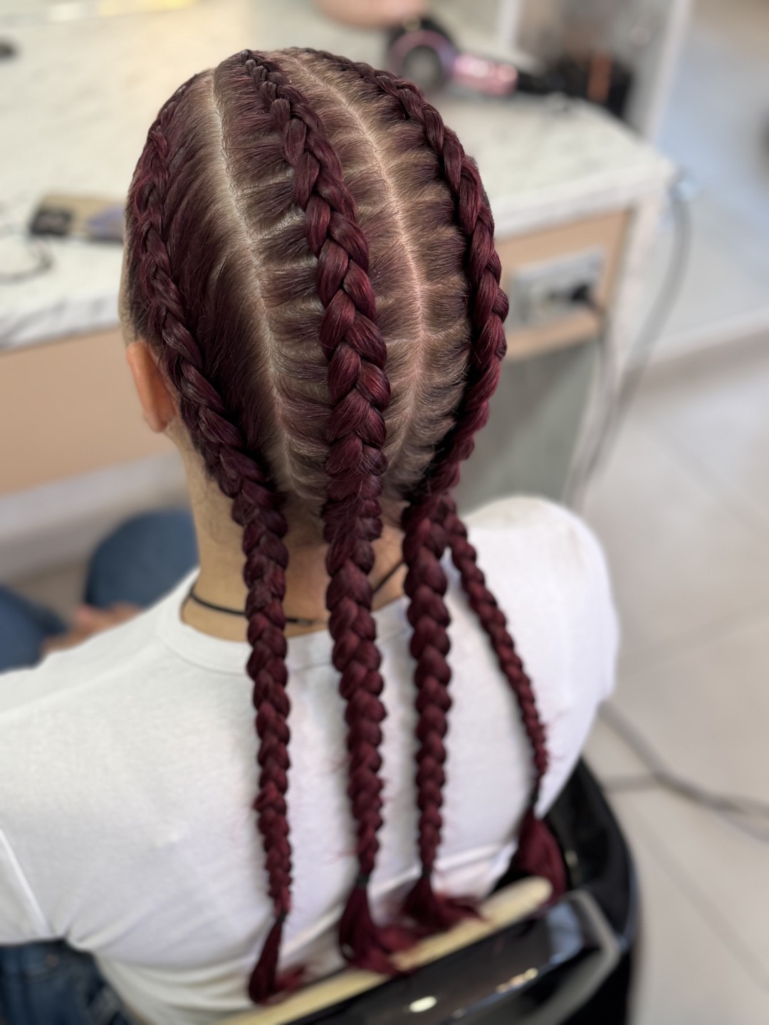 Bokserske pletenice - četiri - Beauty Cocktail, Beograd Pletenice, kike, punđe Frizerski saloni Pletenice, kike, punđe, Beograd, Voždovac