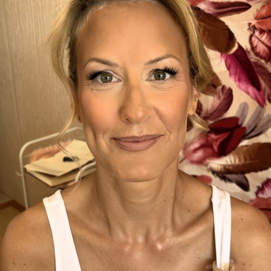 Emaline #novisad Make-up / šminkanje Profesionalno šminkanje