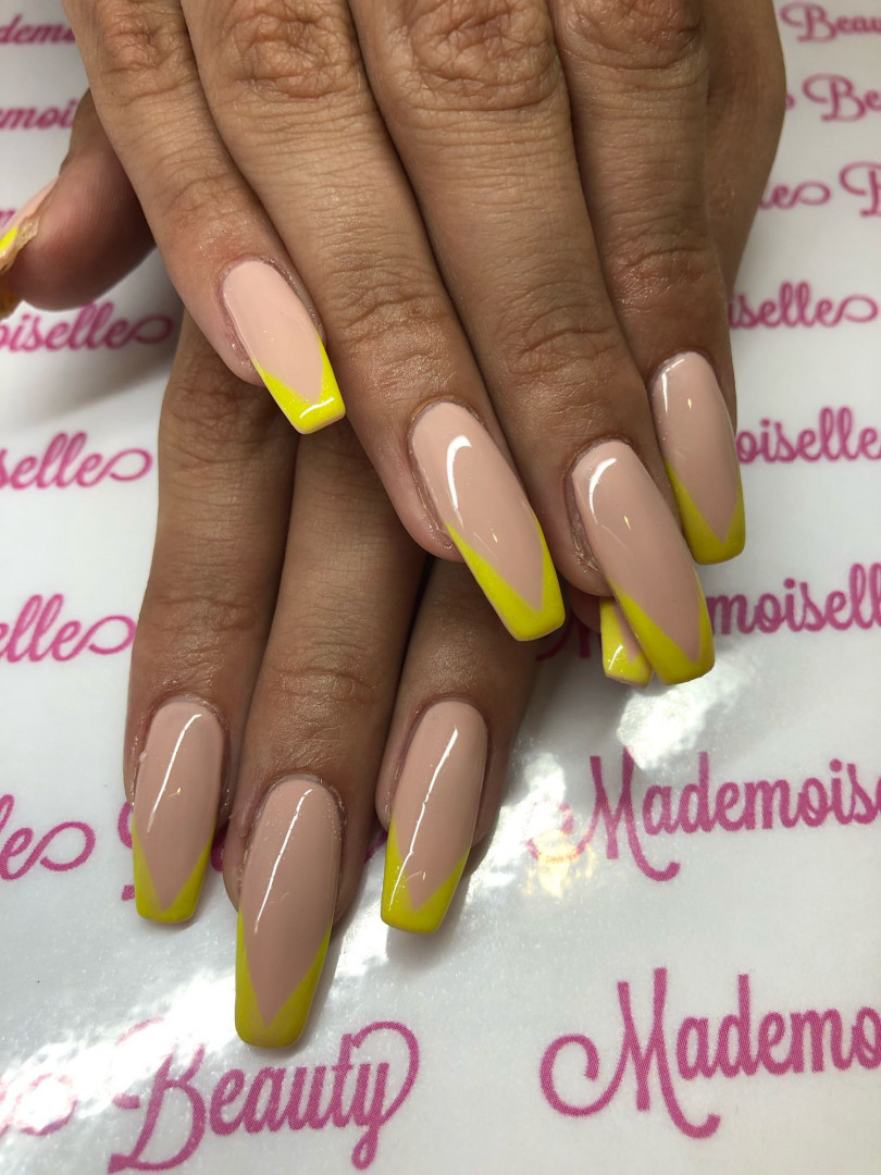 Mademoiselle Beauty #beograd Nadogradnja noktiju