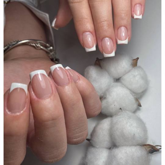 Monami beauty #beograd Ojačavanje noktiju Ojačavanje noktiju M - dužina