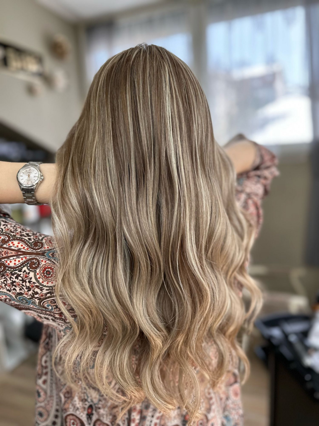 Bibi beauty centar #beograd Pramenovi Pramenovi na foliju u 1 / 2 boje / blanšem + olaplex+ preliv - duga kosa