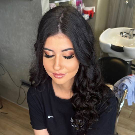 Bibi beauty centar #beograd Make-up / šminkanje Profesionalno šminkanje + veštačke trepavice pro