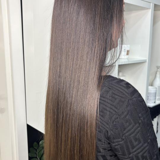 Butik Lepote #beograd Feniranje i stilizovanje GLOSS - Vratite sjaj u kosu (za nefarbane i farbane k