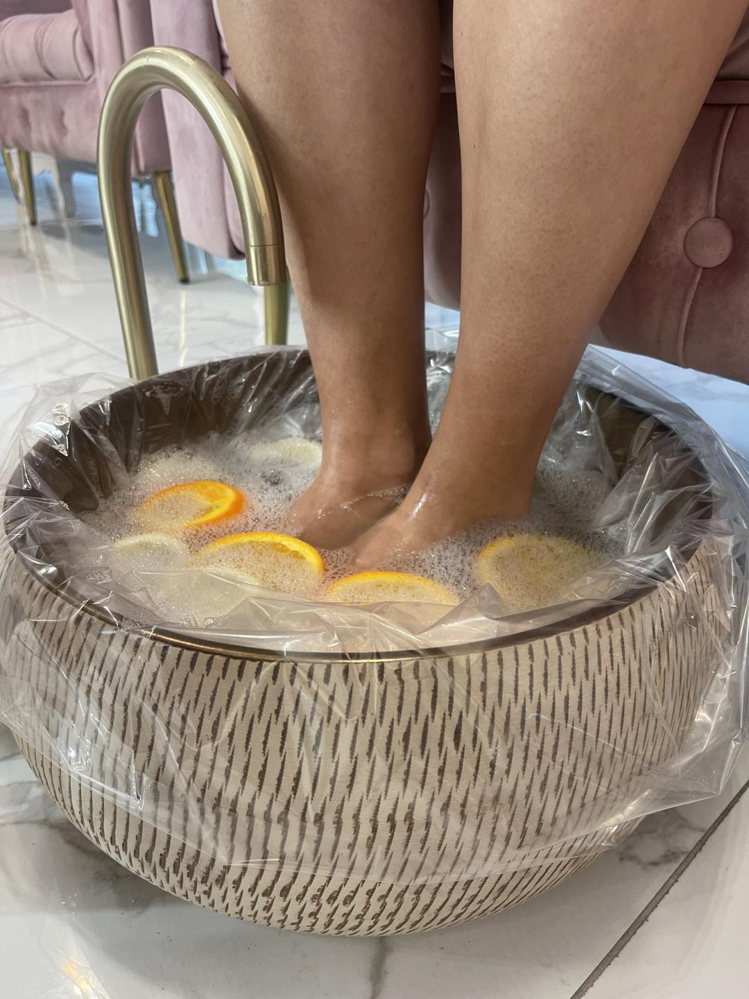 PEDIKIR ( O.P.I lak ili gellak uključeni u cenu ) - aBeauty Salon Lepote, Beograd Estetski pedikir Nokti Estetski pedikir, Beograd, Vračar, Čubura, Crveni krst