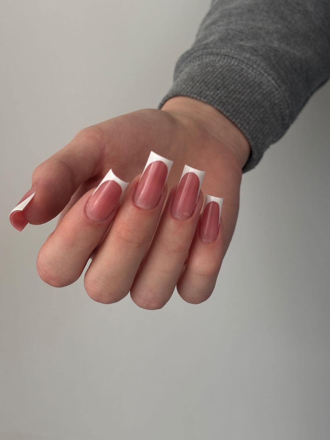 Beauty Corner TP #beograd Izlivanje noktiju Izlivanje noktiju gelom - L dužina